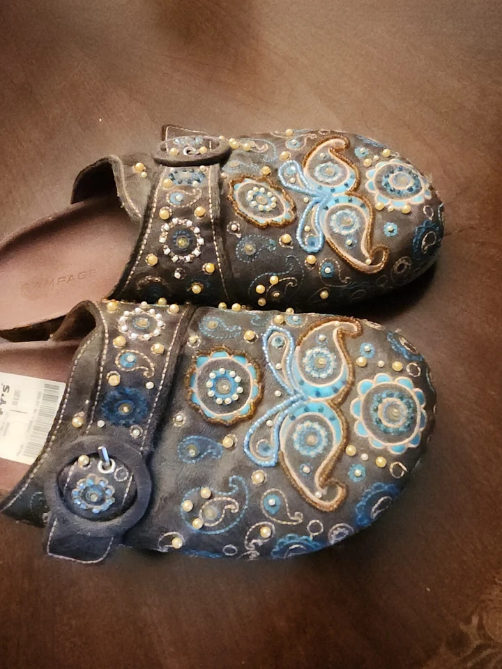 Sandalias planas de tela para mujer Rampage zapatos sin cordones marrón adornado  Foto 3 de 4