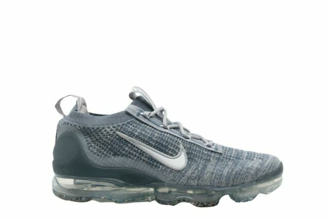 flyknit blue vapormax