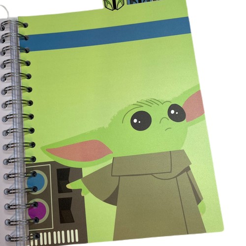 Cuaderno Star Wars Mandalorian Baby Yoda El Niño Diario con pestañas Bioworld - Imagen 6 de 8