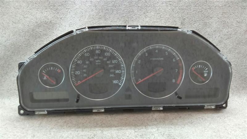 Speedometer Instrument Cluster 1619652 Fits 99-00 VOLVO 70 SERIES S70 BO-45