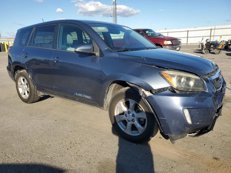 GRY RIGHT REAR DOOR TRIM PANEL 676300R082B0 2010 TOYOTA RAV 4 Foto 4 de 4