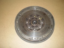 VOLANT MOTEUR BI-MASSE MERCEDES SPRINTER 308 CDI 80 CV 611987 / A6110300605