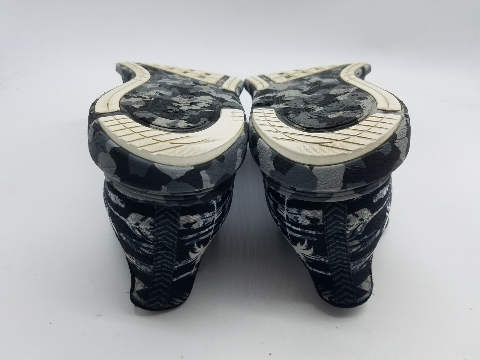 Asics Noosa Tri 14 Tropical Men's Size 10 Triathlon Running Shoes Black White thumbnail 10