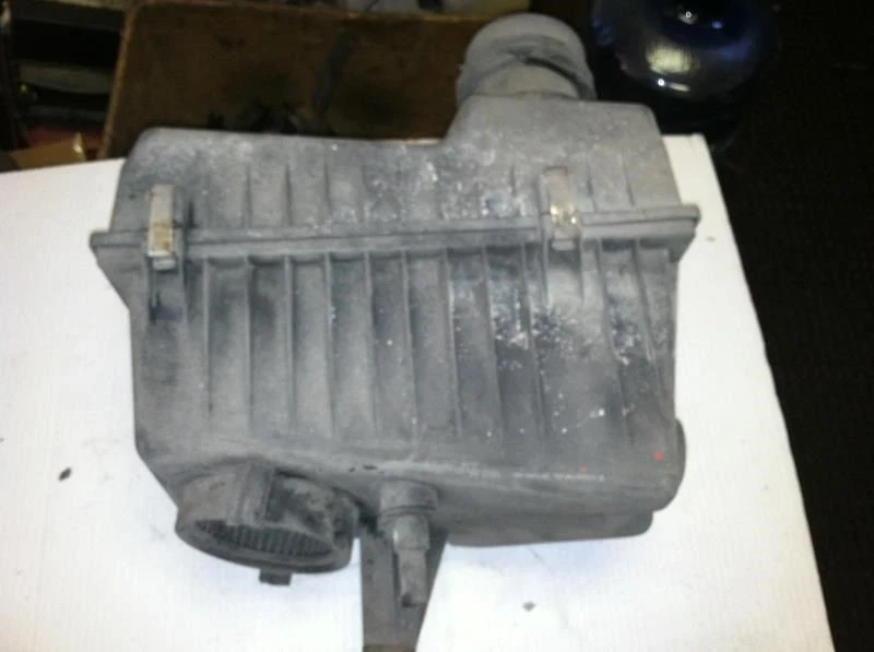 Air Cleaner Fits 91-95 BMW 525i 357564 - Изображение 2 из 2