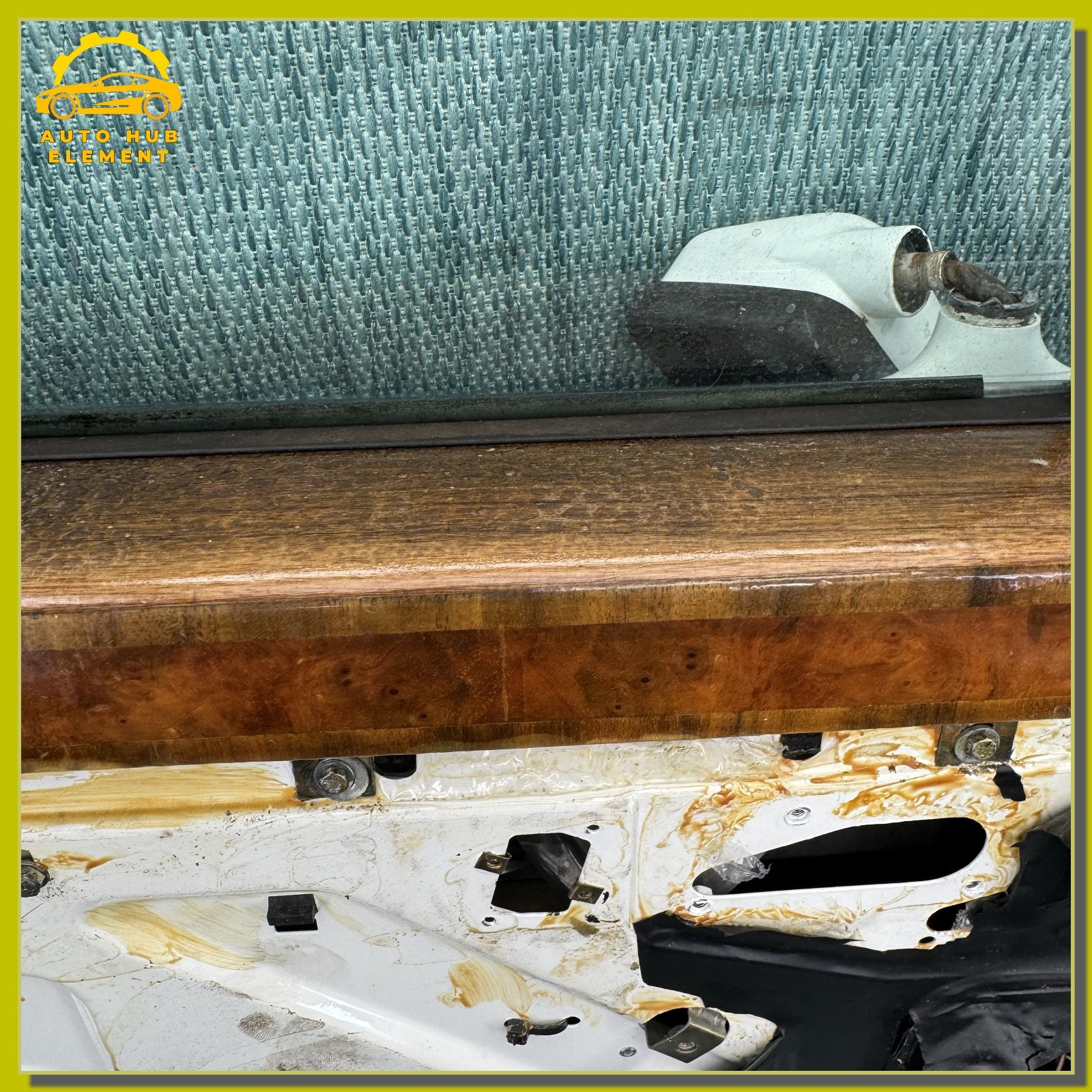 Bentley Brooklands 1992-1998 Front Left Door framework White