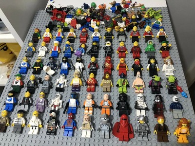100 lego minifigures