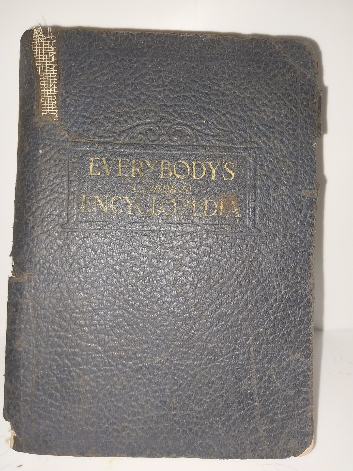 Vintage Everybody's Complete Encyclopedia Softcover Imperfect Condition  