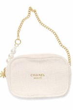 Chanel Beaut  White Tweed Cosmetic Pouch Shoulder Bag Gold Chain Pearl