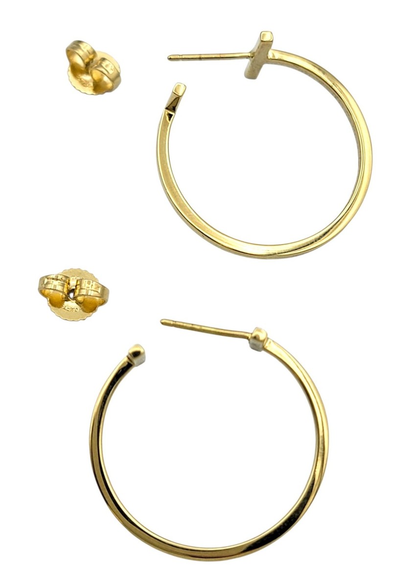 Tiffany & Co. Tiffany T Hoop Earrings in 18 Karat Yellow Gold with