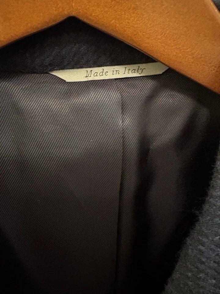 Canali Made in Italy Men’s 44r Wool/Cashmere 3-button Topcoat In Navy Fleck - Image 2 of 4