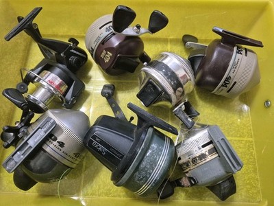 FISHING REELS, MIXED LOT 404 ZEBCO,,JOHNSON GRAPHITR,JOHNSON S2000F ,ZEBCO 202