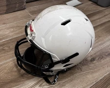 Riddell Victor Football Youth Helmet White Medium R41188 With Chinstrap