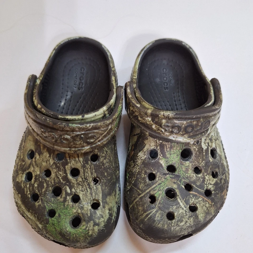 Crocs Classic Realtree Camo Kids Clogs Size 7C Toddler - Image 2 of 4