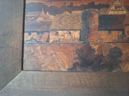 Tableau EN marqueterie sur bois paysage village. Broche signée Clauss - Photo 5 sur 10