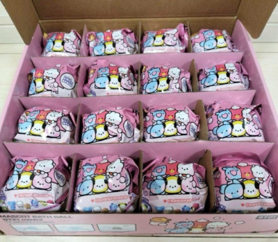 K-POP・アジア BTS merch box #12 & wootteo bath bomb BTS - Merch Box #12 (Wootteo Box) – SeoulMate