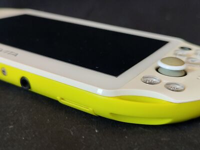 Sony PlayStation Vita PCH-2000ZA23 Wi-Fi modèle Aqua Bleu (Import du