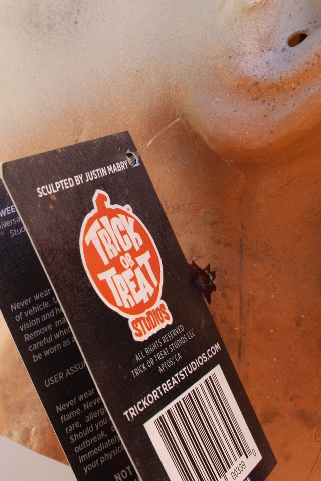 Michael Myers Halloween 1978 Deluxe Mask Licensed Trick or Treat Studios - Image 3 of 4