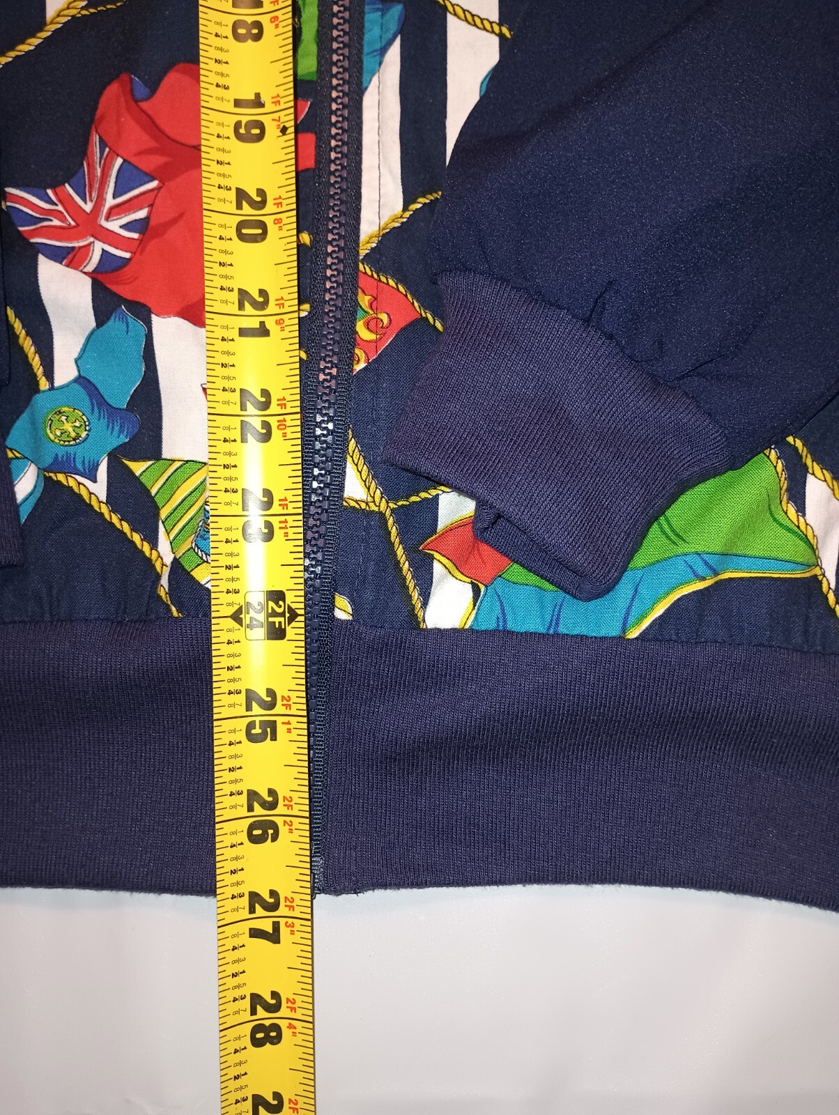 Vintage Silver Threads Multi Flags lightweight Ja… - image 13