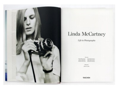 Linda Mccartney. Life in Photographs by Annie Leibovitz and Martin