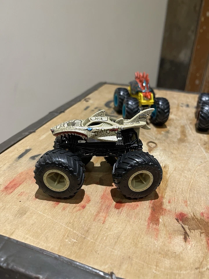 Hot Wheels Monster Truck Bundle Toys Vehicles Spider Man Leopard Shark - image 4 of 4