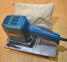 Ponceuse vibrante à large semelle Scintilla SA (Bosch)