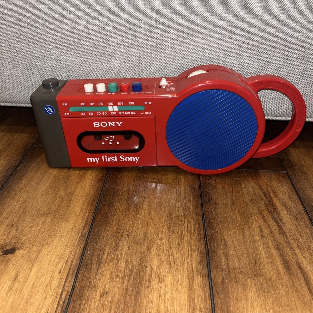ジャンク　SONY CFM-2000 ラジオカセットレコーダー ジャンク SONY CFM-2000 ラジオカセットレコーダー