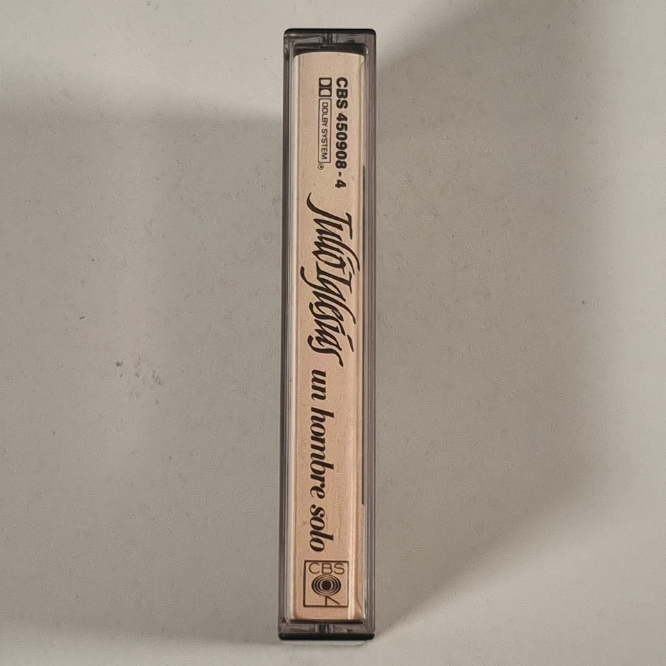 Julio Iglesias, Un Hombre Solo classical Cassette Tape album (CBS, 1987) - Image 2 of 4