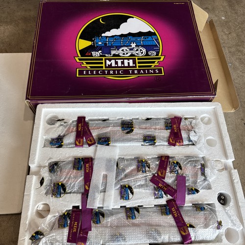 Juego de motor diésel MTH 20-2305-1 Great Northern E-8 ABA con Proto Sound 2.0 raro | Zustand: Used