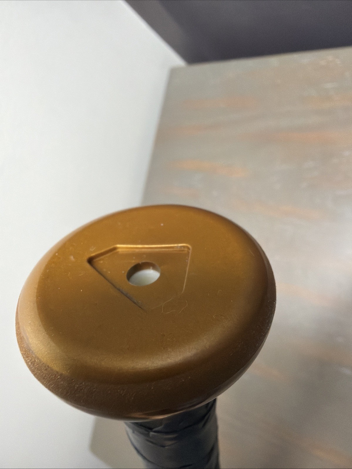 DeMarini Whisper Drop 10 Fastpitch Softball Bat: WBD2364010 (33 In. 23 Oz.) thumbnail 7