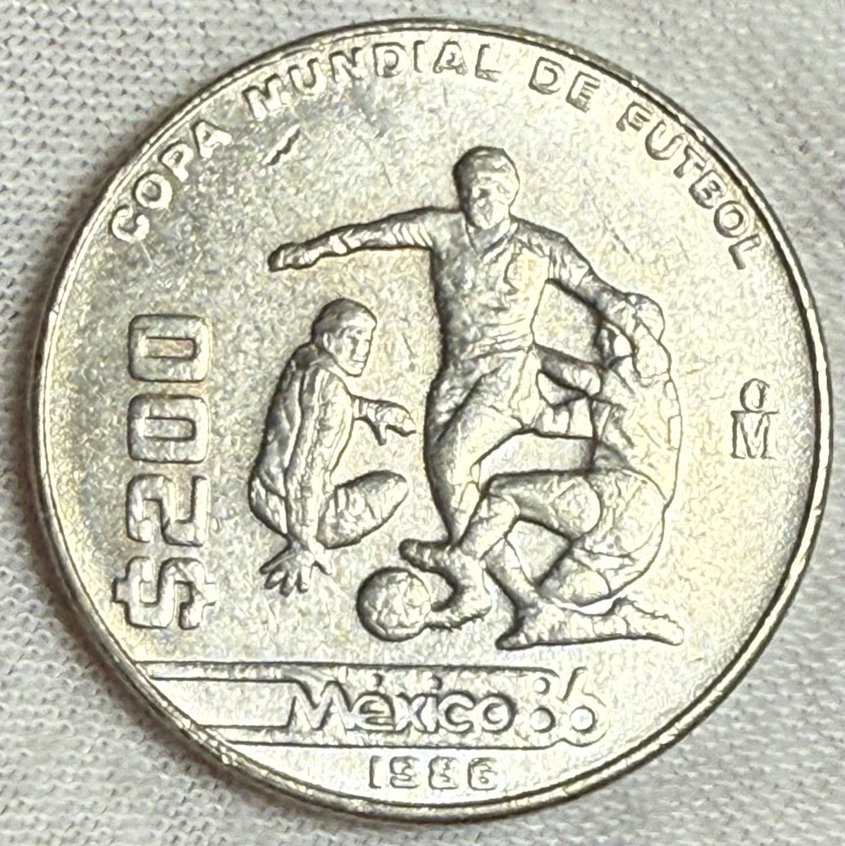 Uncertified 200 Pesos Denomination 1986 Mexican Coins (1905-Now