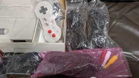 Nintendo New Famicom Console Set w/ AV Cable AC Adapter Extension Cable