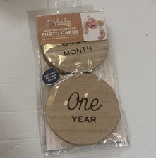 Baby Wonders Monthly Milestone Photo Cards Boy or Girl Unisex Natural Wood New