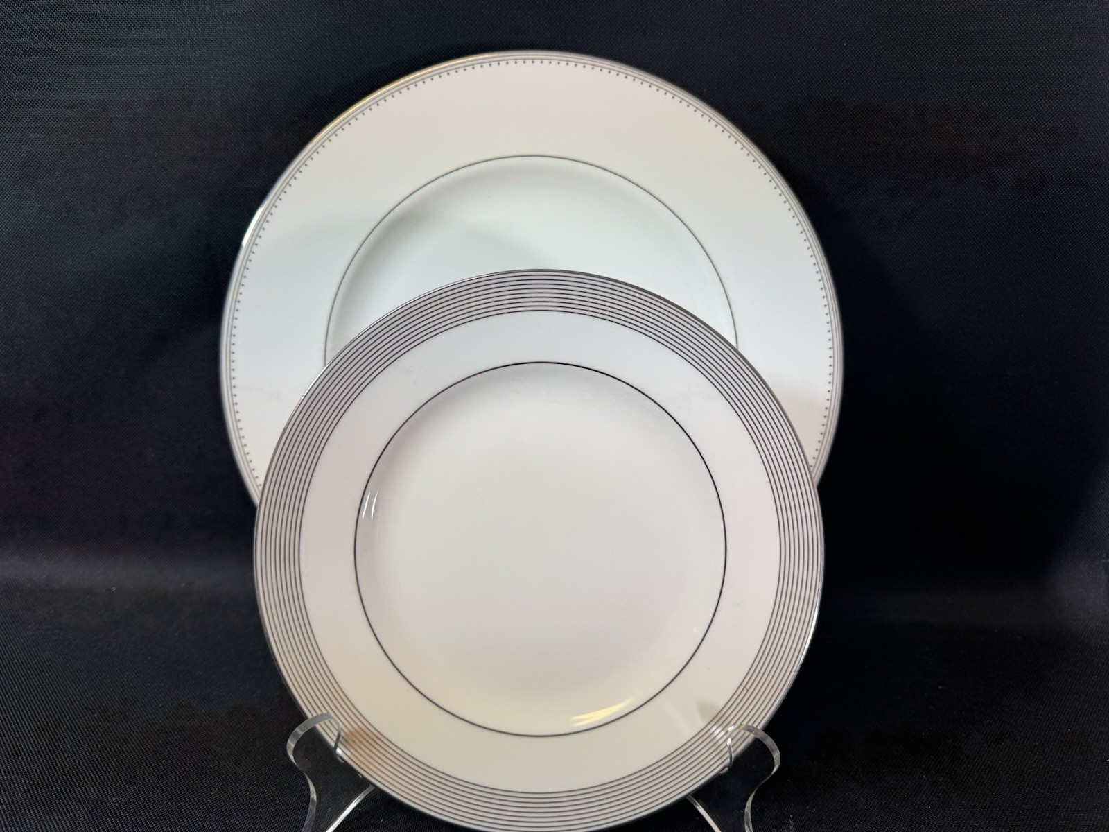 Wedgewood VERA WANG GROSGRAIN~Bone China~(1)~5 piece place setting~England~Mint