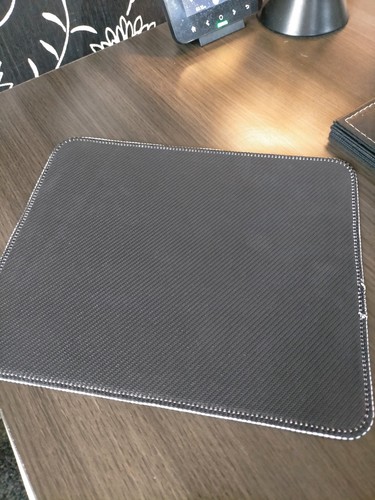RARE Bluey Mouse Pad Smooth Surface Mat Stitch Black NonSlip Rubber Base - Zdjęcie 2 z 2