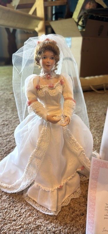 The Ashton-Drake Galleries Katherine  Century of Beautiful Brides Porcelain Doll
