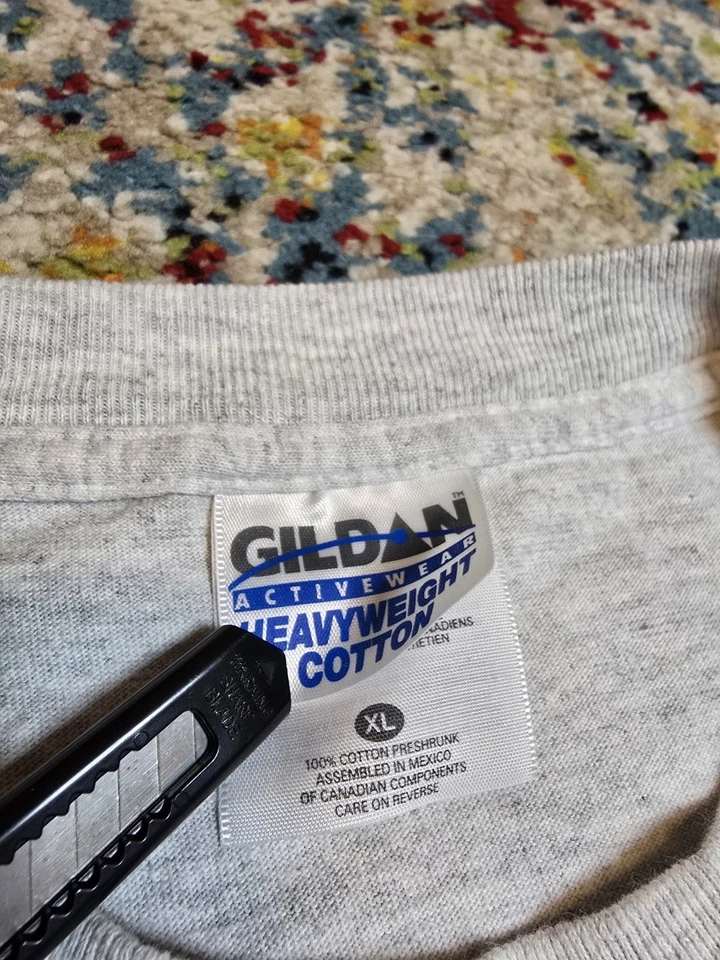 Camiseta De Colección Años 90 Anheuser Busch Budweiser Cerveza Lagarto Gráfico Talla L/XL Gris Foto 4 de 4