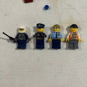 Lego City High Speed Chase 60138 with 4 Minfigures Incomplete 2017