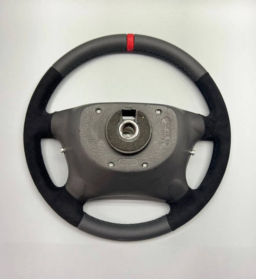 SAAB 9-3 AND 9-5 NEW LEATHER WRAPPED STEERING WHEEL - Image 2 of 4
