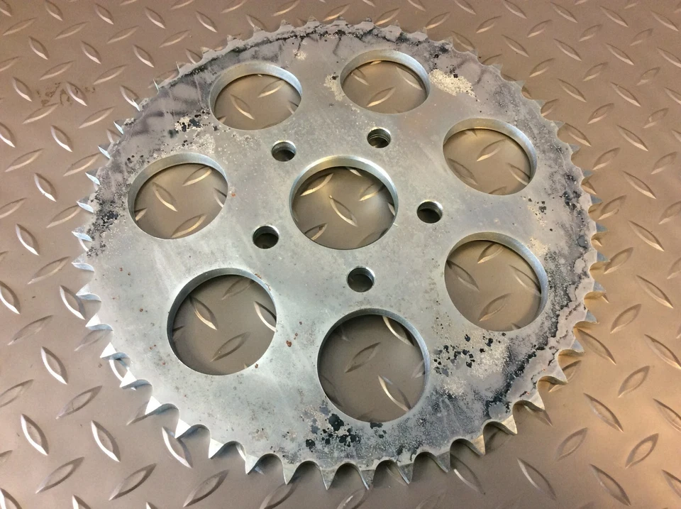 Cabezal de pala Harley Davidson NORS FL FX 49 dientes piñón trasero 1973-1984 41470-73A Foto 2 de 4