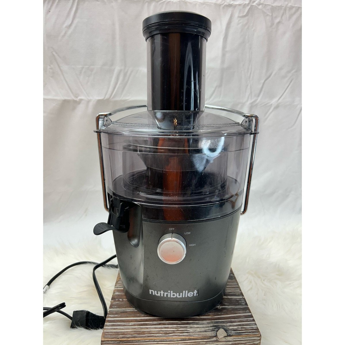 NutriBullet NBJ-100A Juicer Works Well