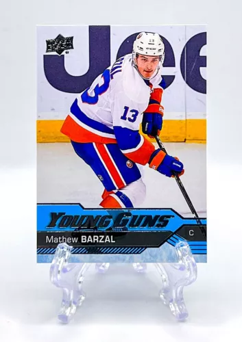 MATHEW BARZAL 2016 Upper Deck #458 YOUNG GUNS ROOKIE CARD ISLANDERS YG RC