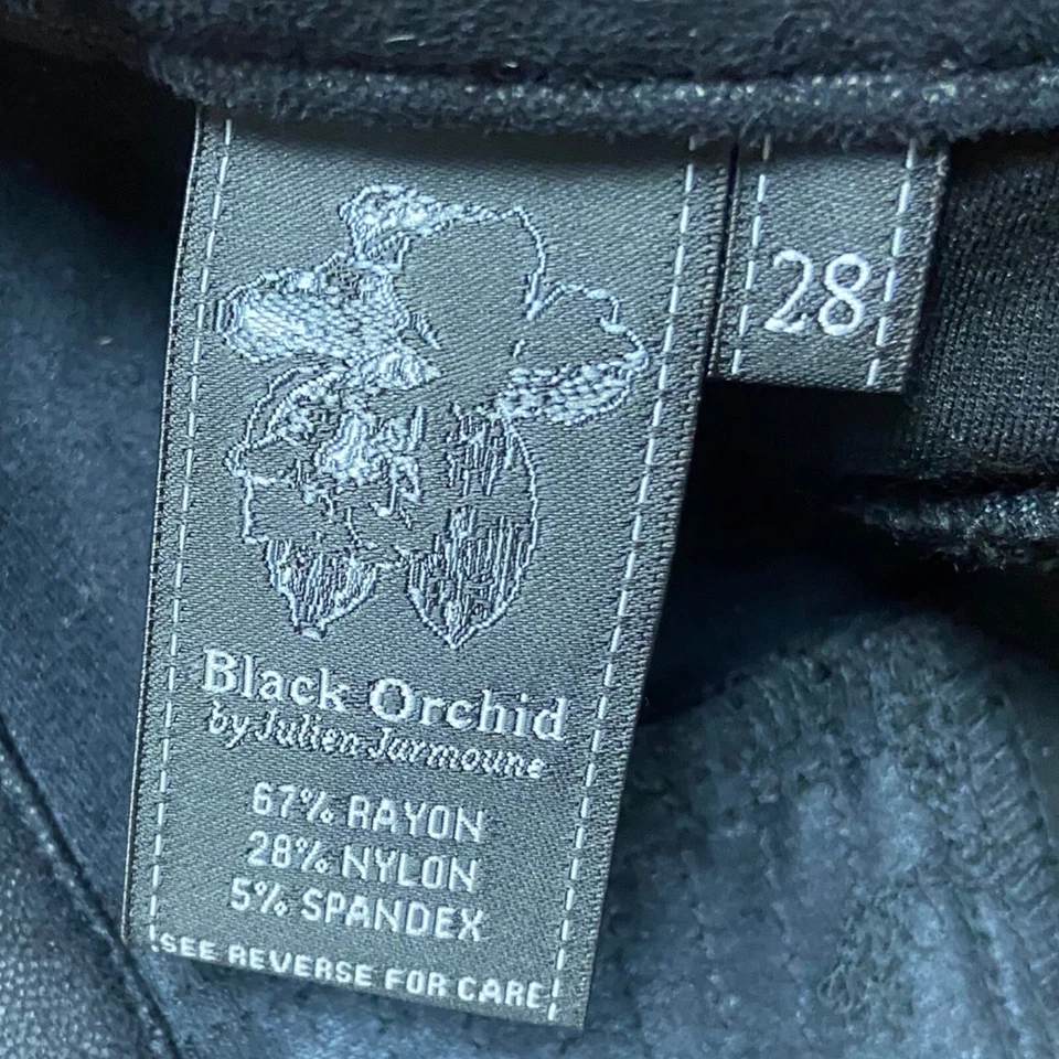 Pantalones de Jean Negro Orquídea Imitación Cuero Moto Tiro Medio Elastizados Súper Ajustados Talla 28 Foto 3 de 4