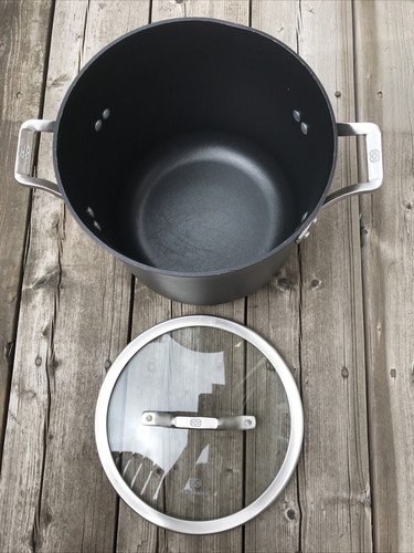 Calphalon Signature Black Nonstick Pot # 808 & Lid 8 Qt 7,5 Lt - Picture 2 of 9