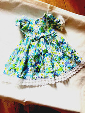 robe   poupee mode et travaux marie francoise  emilie toute fleurie impeccable ?