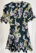 GUESS ALIYAH PRINTED LACE-UP WOMEN DRESS FIELD OF FLOWERS SZ XS GREEN