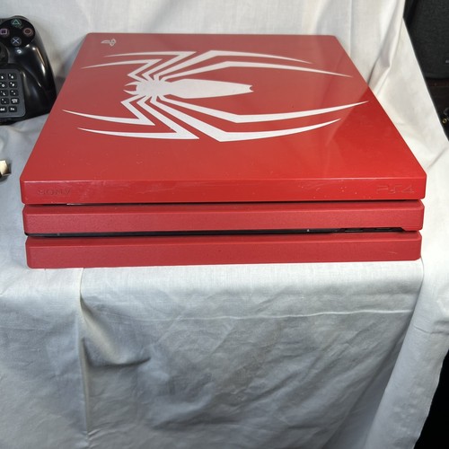 Sony Playstation 4 Pro CUH-7115B 1TB Spiderman Special Edition Used - Imagen 7 de 12