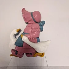 Vintage MCM Burwood Product Co. Wall Plaque Amish Lady w/ Duck Made USA 2865-2A