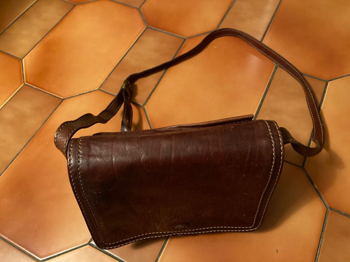 RARE MAN PURSE "The Bridge" : STUNNING USED Firenze Genuine Leather - SPECIAL
