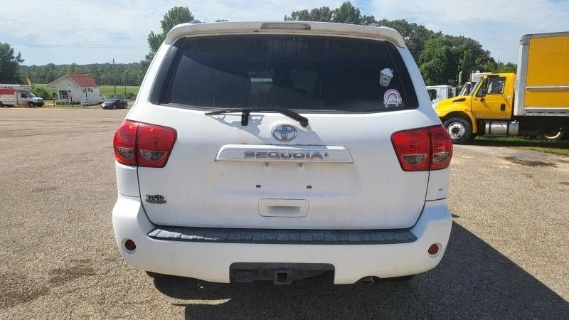 2008-2020 Toyota Sequoia Rear Differential Carrier Assembly 4.30 Ratio OEM - Image 4 of 4