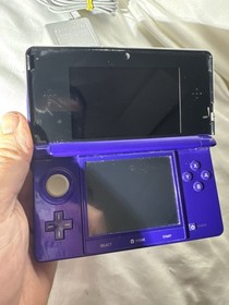 Nintendo 3DS Midnight Purple Handheld Console System Charger Tested & Working